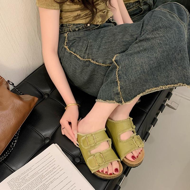 Fashion buckle one-word drag women's summer new versatile cool slippers lightweight muffin slippers