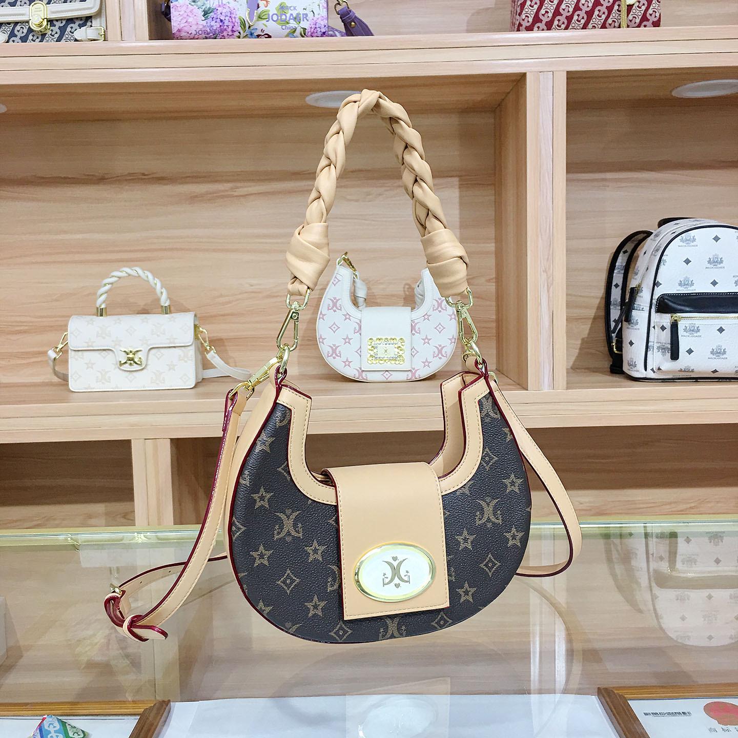 

Французская нишевая сумка-полумесяц: Женская плетеная сумка ручной работы