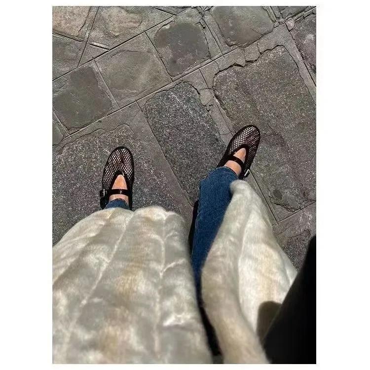 Fashion 2024 Summer Women's Mesh Ballet Flat Shoes Women's Large Round Head Breathable and Comfortable Women's Sandals