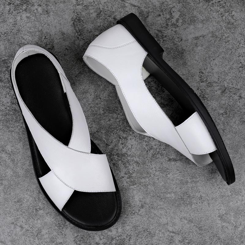 Fashion Men's Summer Genuine Leather Sandals Breathable Outdoor Slipper Beach Shoes Roman Classic Man Sandals Comfortable Driving Shoes