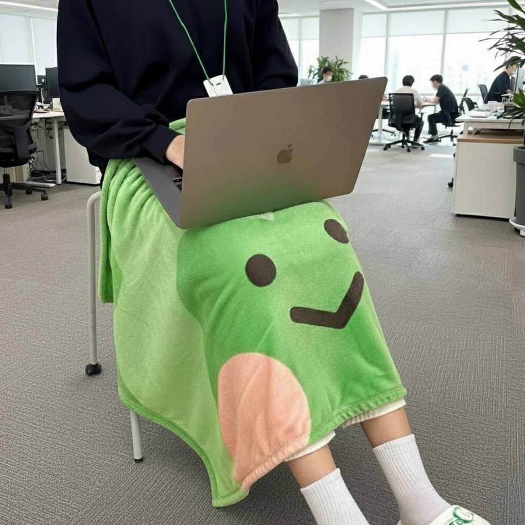 

Line Friends Renini Cute Frog Microfiber Lap Blanket