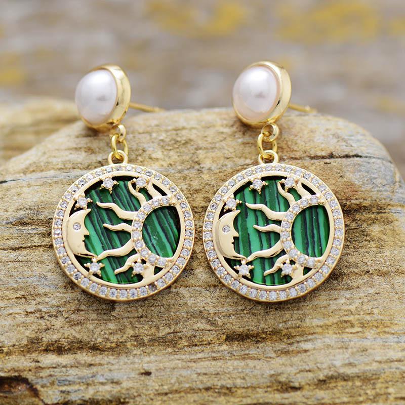 

Light luxury malachite pearl zircon earrings, studs, Japanese and Korean designer popular jewelry earrings.