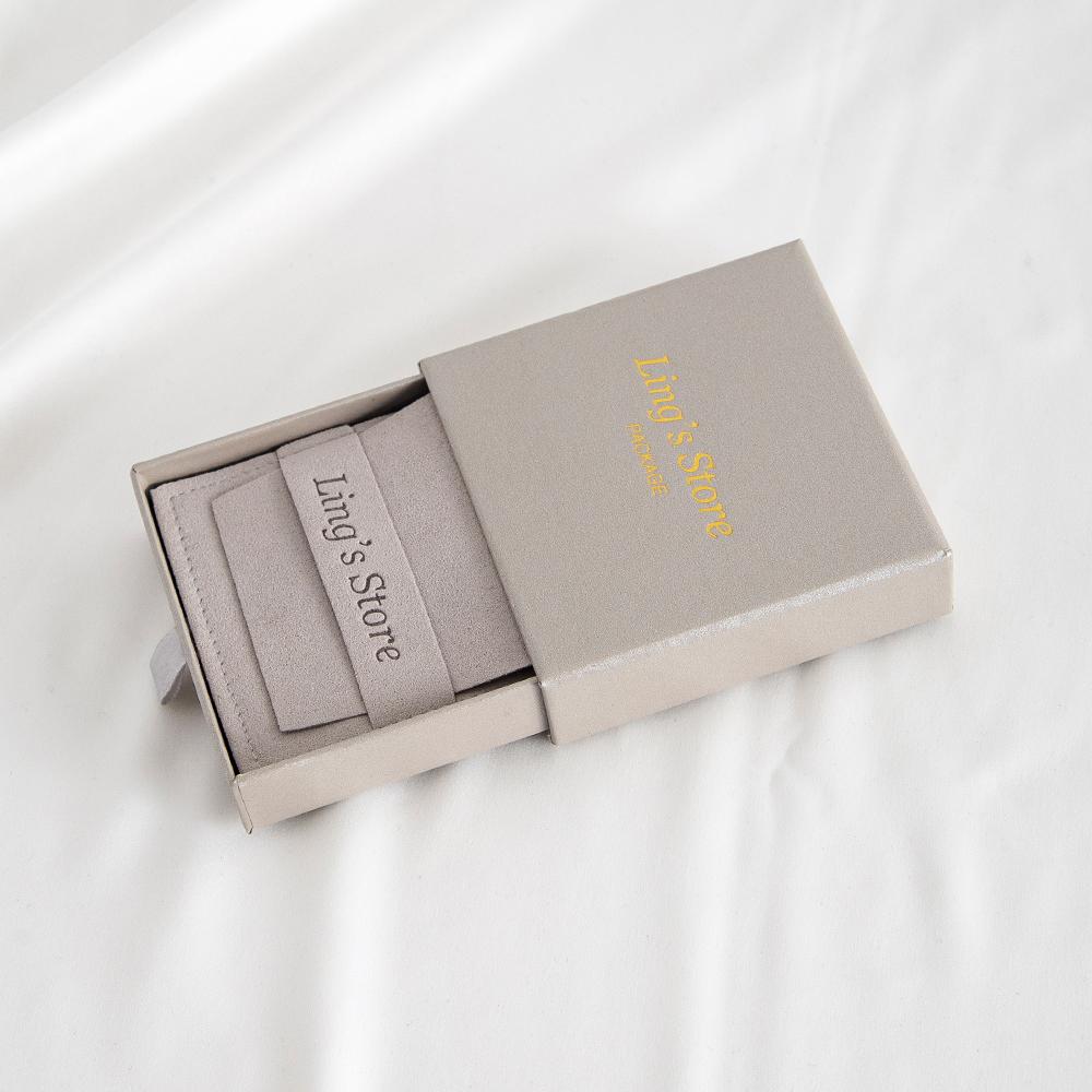 24/50/100Sets Custom Logo 9x9x2.5cm Jewelry Drawer Box 8x8cm Microfiber Strip Bags Can Debossed Logo For Earrings Rings Necklace