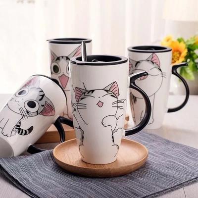 600ml Sevimli Kedi Seramik Kahve Kupası Kapaklı Büyük Kapasiteli Hayvan Kupaları Yaratıcı İçecek Kapları Kahve Çay Fincanları Yenilikçi Hediyeler Süt Kupası