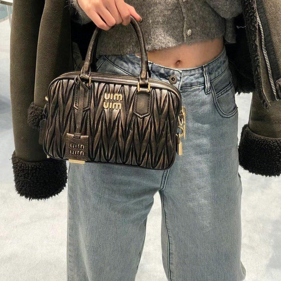 Commuter Women'S Bag Premium Sense Portable Small Square Bag Versatile Shoulder Messenger Boston Women'S Bag Spice Girl Bag