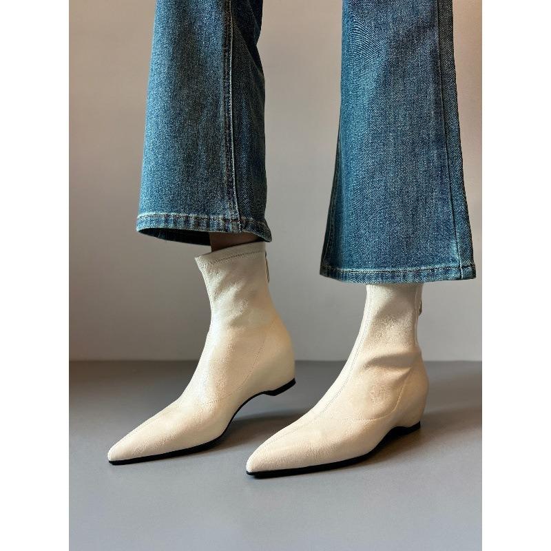 Cowhide version ~ leather boots are simple and elastic thin boots, women's inner heightening boots, pointed toes and slimming fashion boots