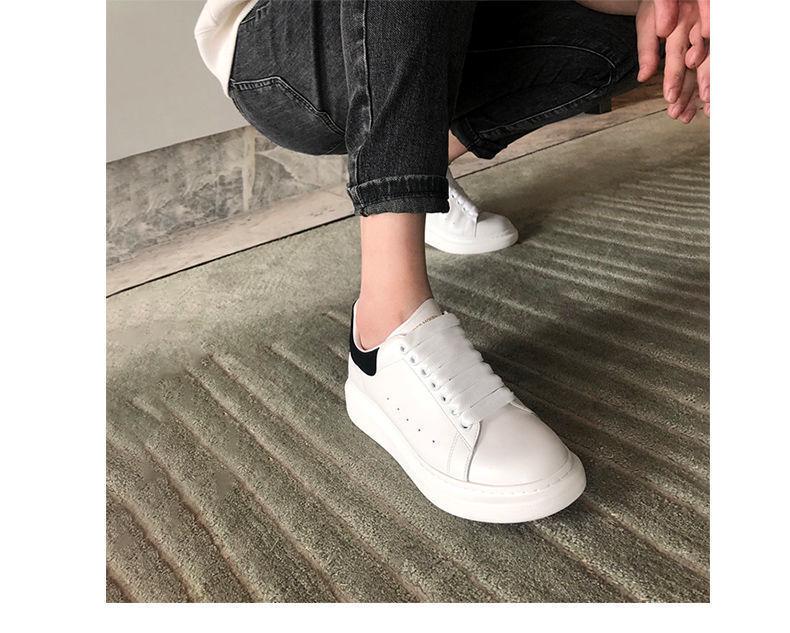2024 Unisex PU-Leder-Sneakers: Dicke Sohle, Höhengewinn, Vielseitiger Stil