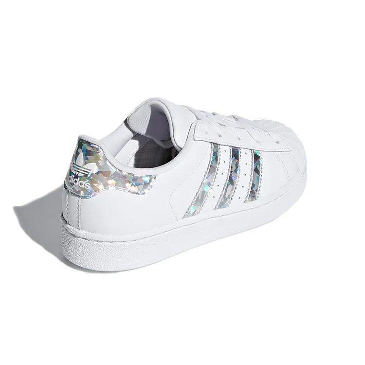 adidas Supergwiazda J 'Diament' (Dla obu płci) Chmurny Biały / Chmurny Biały / Chmurny Biały Dziecięce Buty do Skateboardingu CG6708
