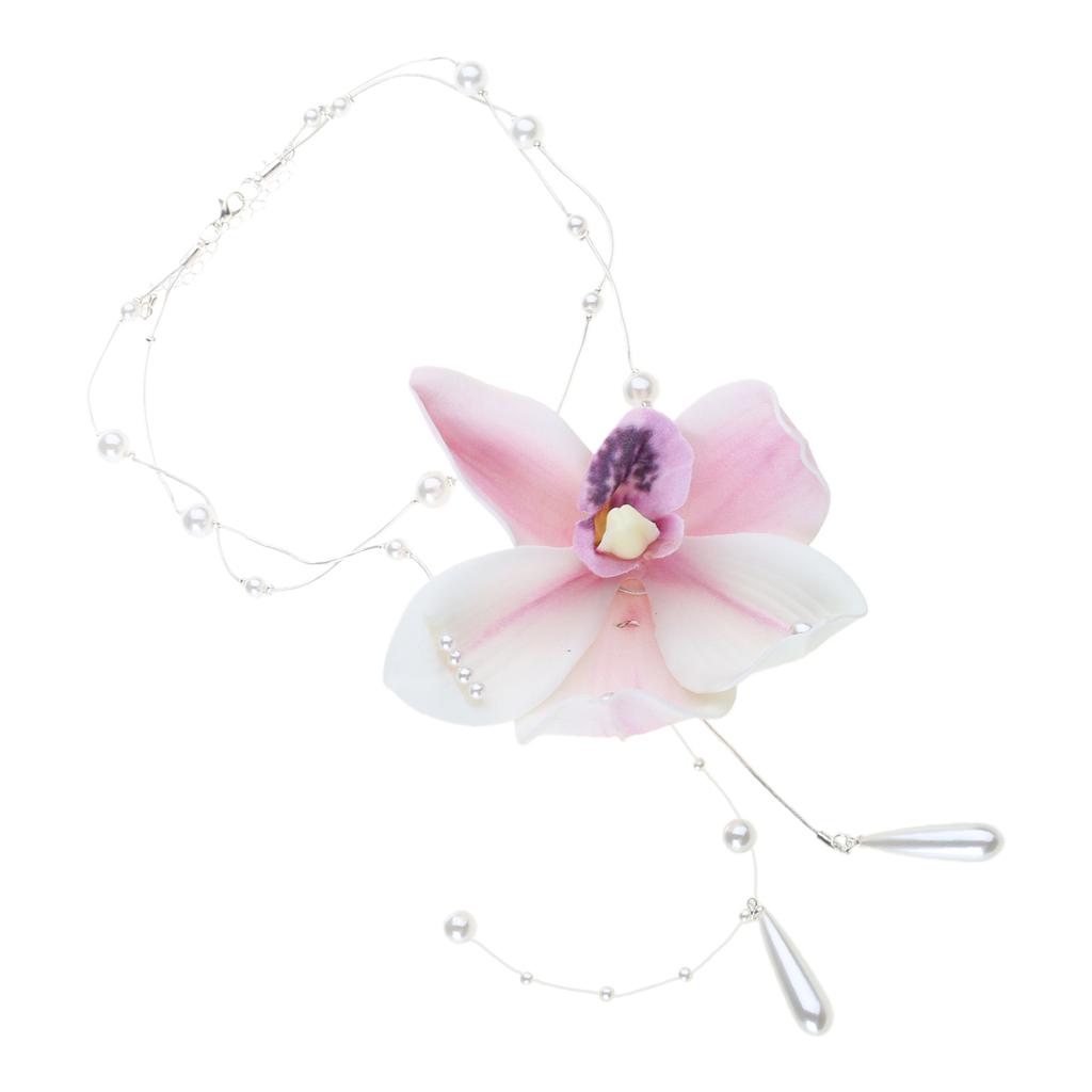 Elegant Flower Women's Neck Jewelry Delicate Flower Collar Chain Statement Necklace for Fashion Forward Individuals