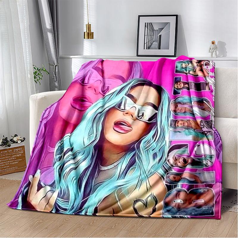 3D Baskı Karol G Singer HD Battaniye, Yumuşak Atmak Battaniye Ev Yatak Odası Yatak Kanepe Piknik Seyahat Ofis Dinlenme Kapak Battaniye Çocuklar için