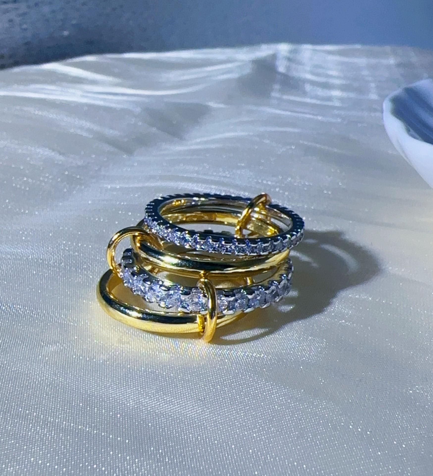 

Двухцветное кольцо из нержавеющей стали с цирконом и бриллиантами, переплетающееся Size 11, 21.2mm