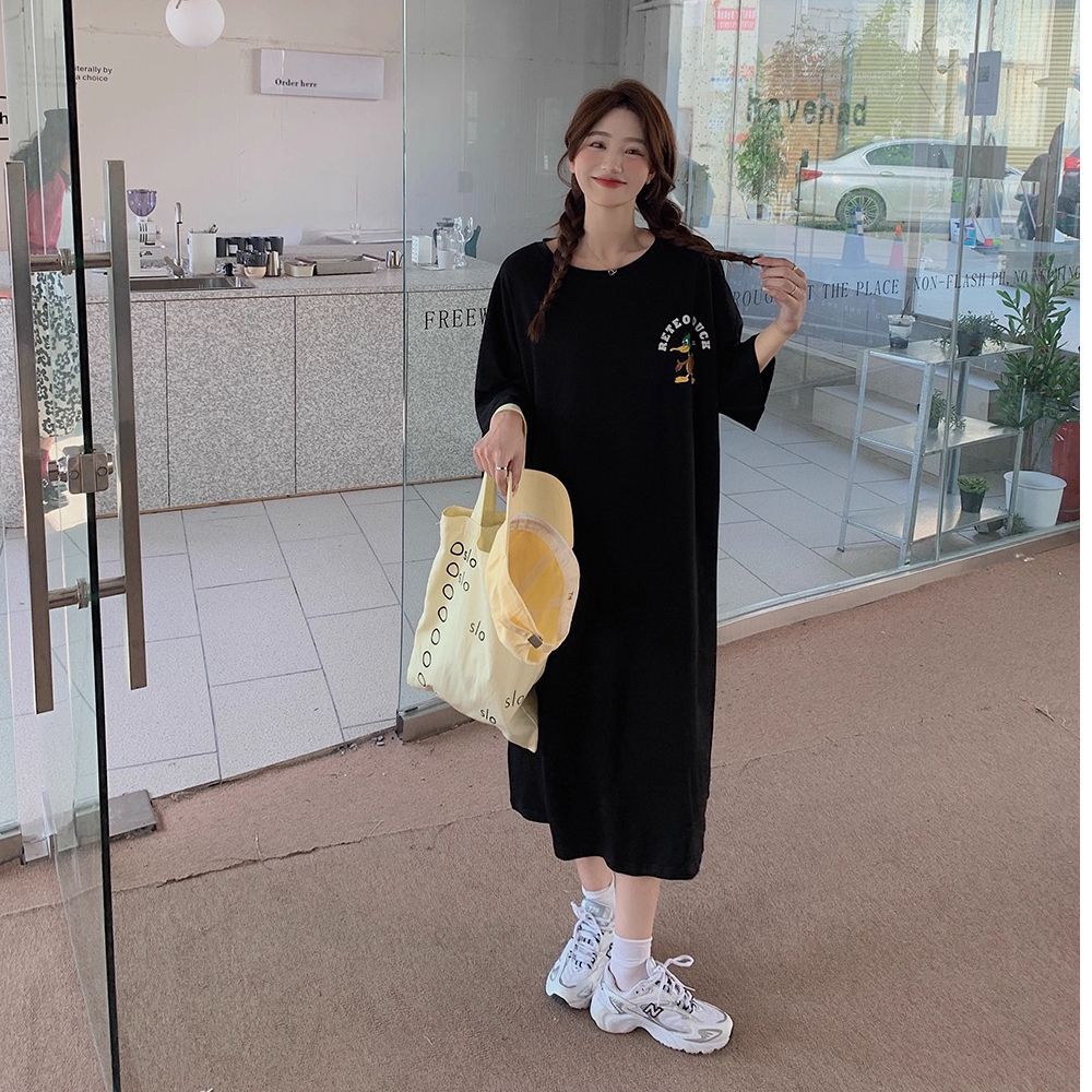 Women's Summer Loose Slit Over The Knee T-shirt Dress Short-sleeved Dress