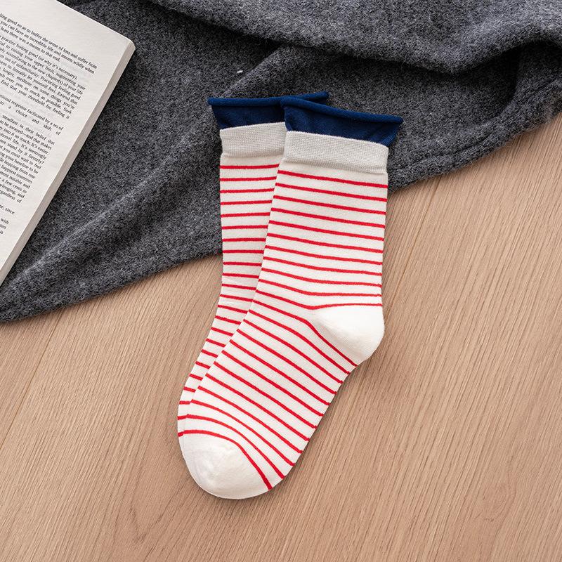 

Female Autumn New Classic Stripe Color Collision Curled Boneless In The Tube Pile Socks 1 pair молочный белый