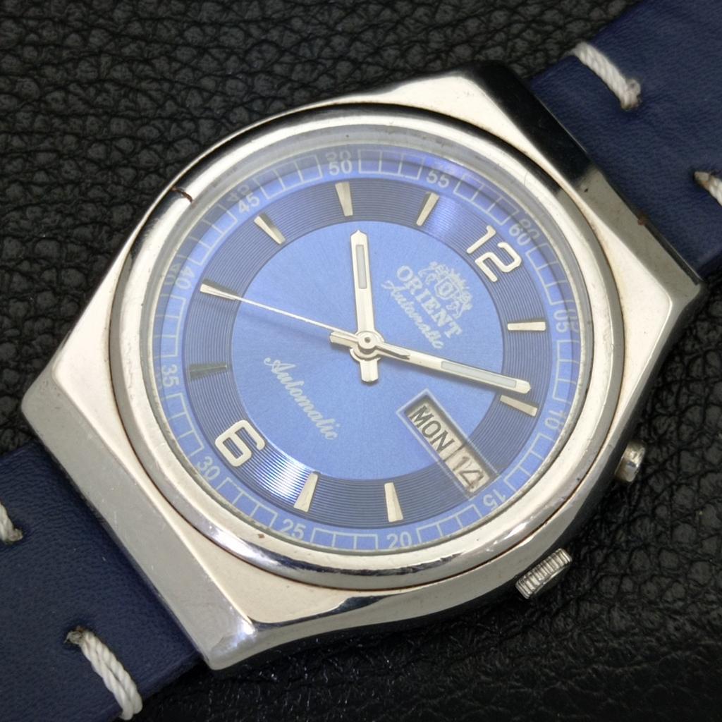 AUTOMATIC VINTAGE ORIENT 46941 JAPAN MENS BLUE COLOR DIAL WATCH a500714-5 R154-a500714