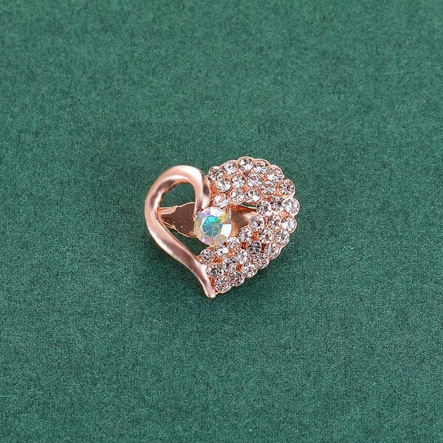 

Брошь на пальто Брошь на свитер Женская куртка Заколка на кардиган Пуговица Темперамент Простая фиксированная одежда Шелковая пуговица на шарф