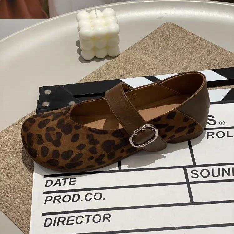 Fashion Flat Shoes for Women Retro Square Toe Shallow Mouth New Summer Ballet Mary Jane Shoes Plus Size Casual Women's Shoes