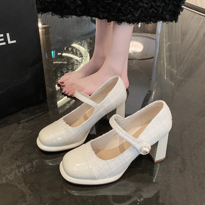 

Xueyun Du Xiaoxiangfeng Французские туфли интернет-знаменитости женские 2025 весна новые туфли Мэри Джейн толстый каблук каблук с высотой и тонкие одинарные туфли 39 бежевый