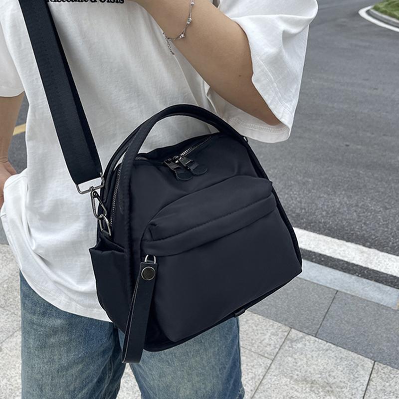 Fashion Women's Shoulder Bag Simple Multiple Pockets Crossbody Bag With Tassels Handbags Daily Commuting CLE