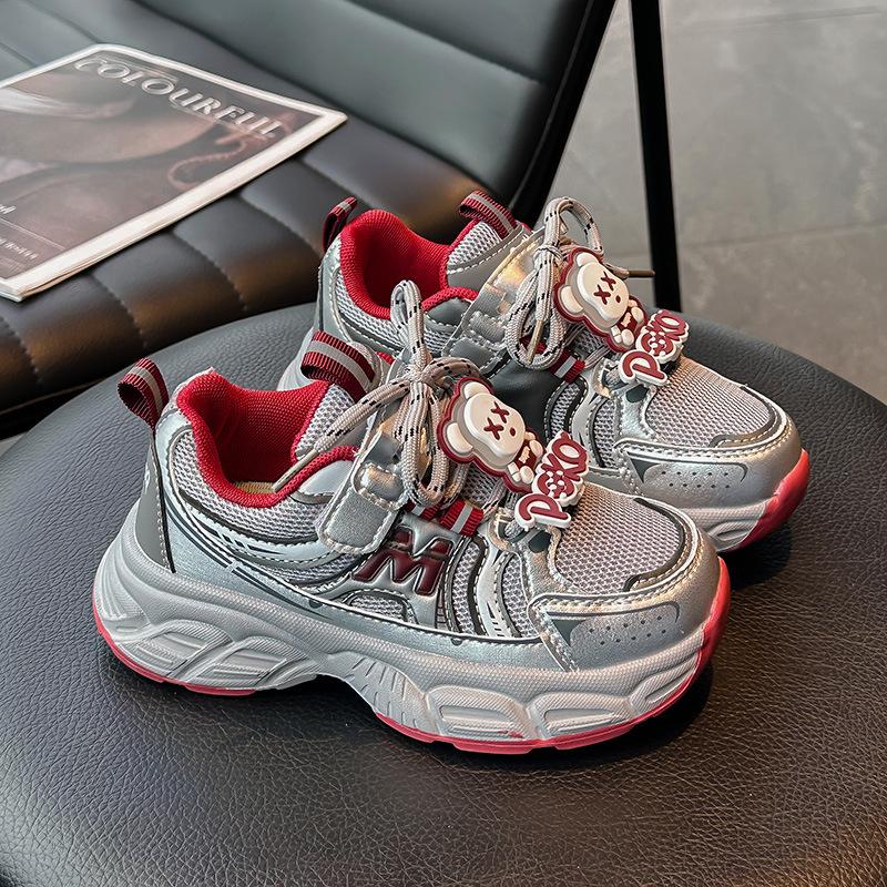 

Red girls shoes spring 2025 new children s lightweight soft-soled sneakers girls running dad shoes explosion 26