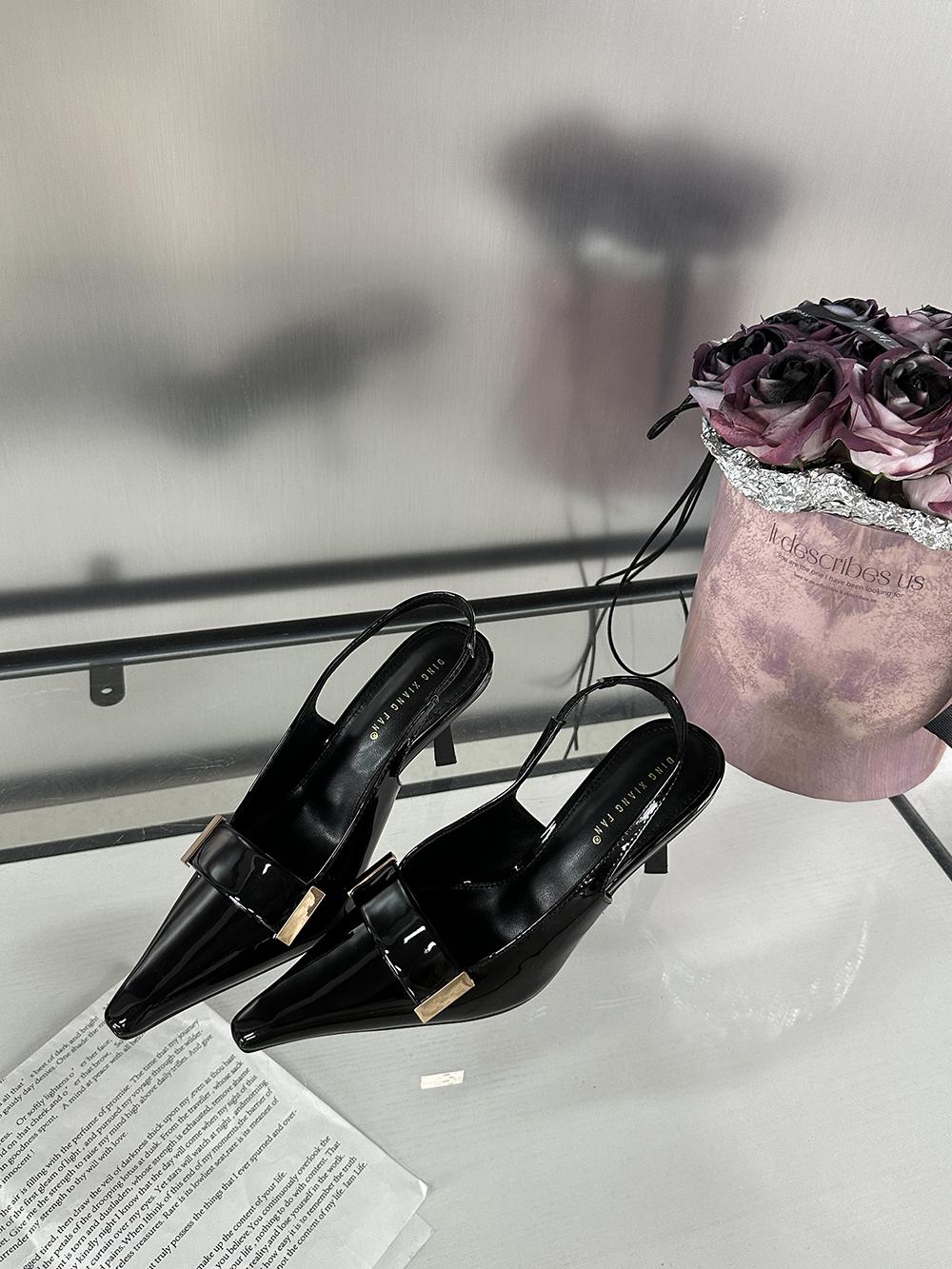 

fashion Pointed Toe Women Sandals 2024 New Arrivals Fashion Outside Back Strap Thin High Heels 2024 New Arrivals Party Pumps Black White 5.5 чёрный