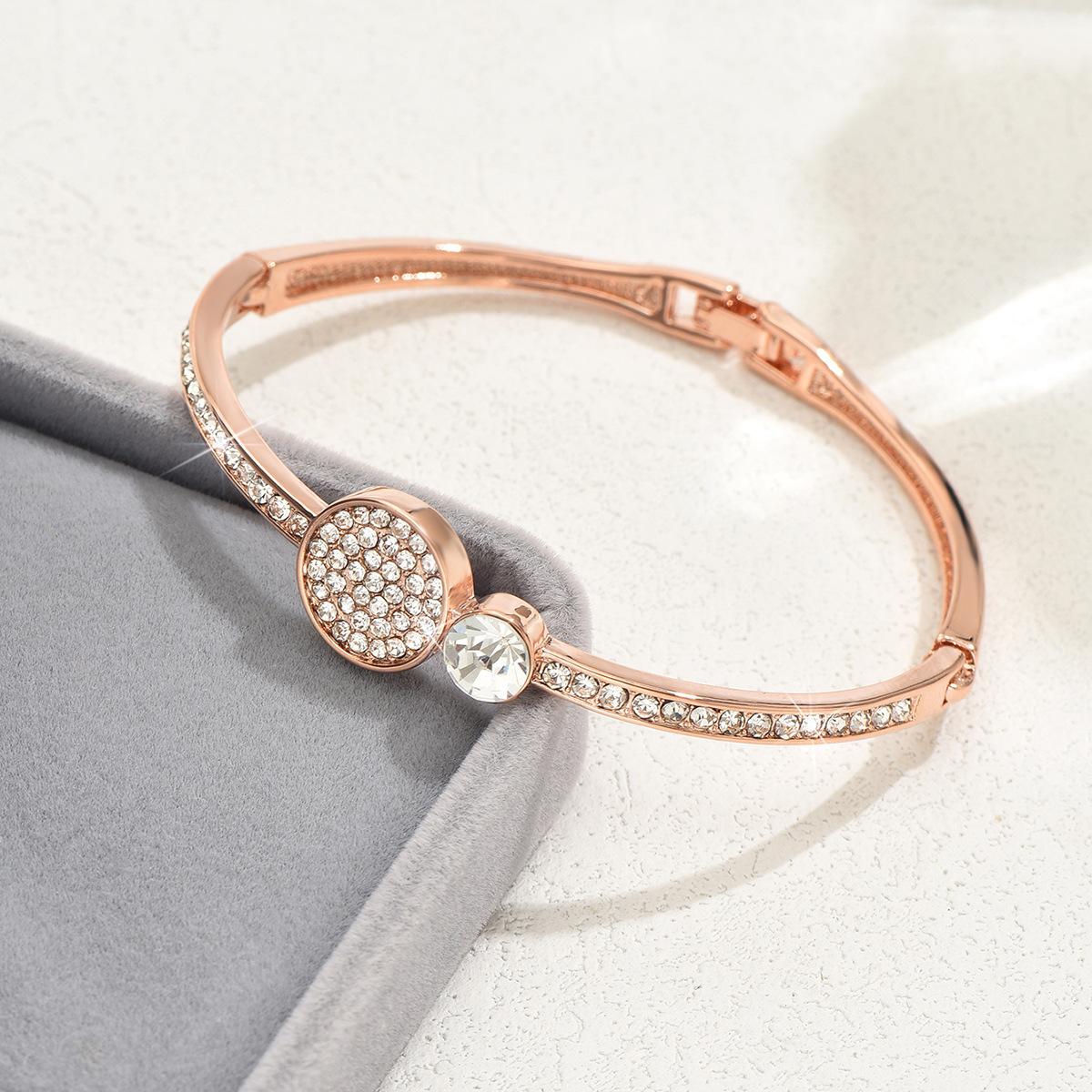 

Geometric Niche Design Opening Independent Packaging Rose Gold Diamond Bracelet Women