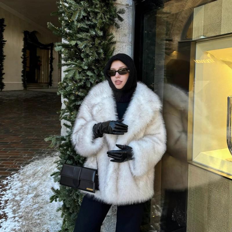 Short Faux Fur Coat Women Warm Winter Top Influencer Style Stand Collar Regular Sleeves