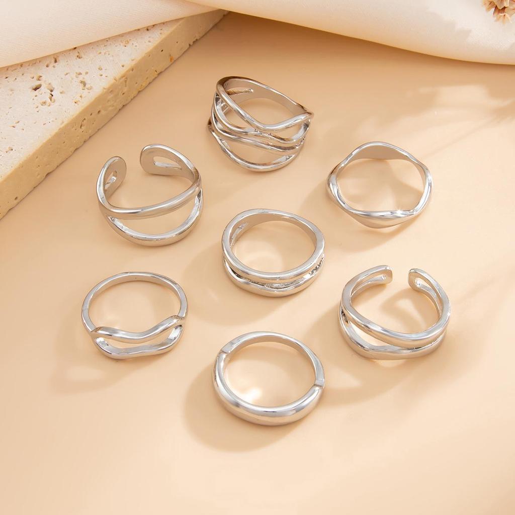 Elegant Geometric Alloy Ring: Versatile Open Band with High-End Design for Women