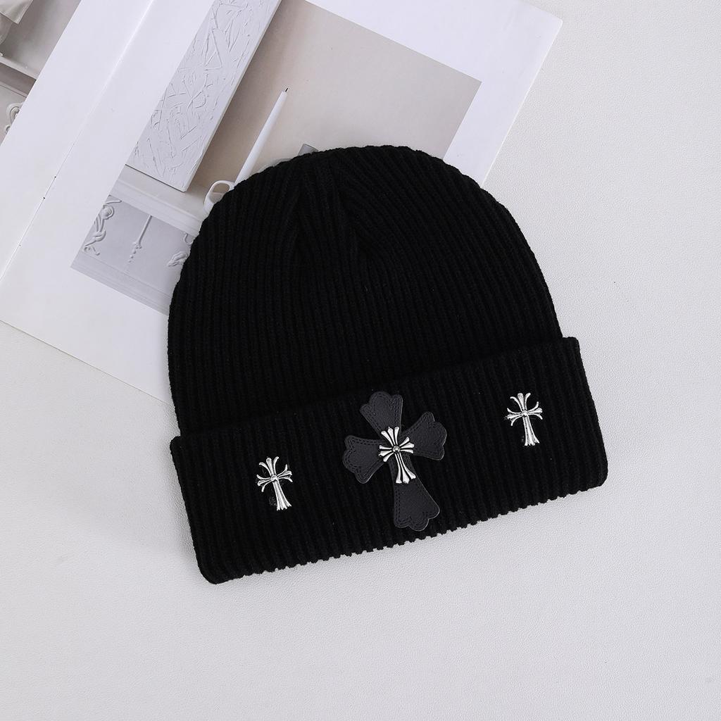 New knitted hat European and American fashion butterfly rhinestone thermal cover wool hat