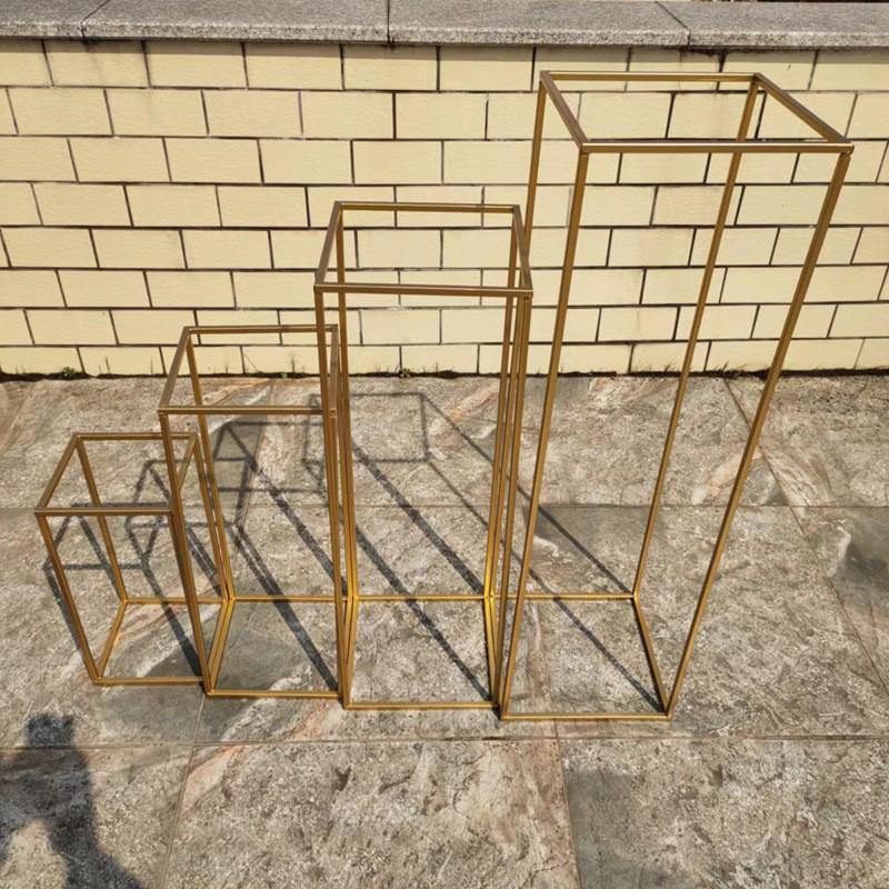 Wedding Iron Art Aisle Markers: Square Frame Flower Column Ornaments
