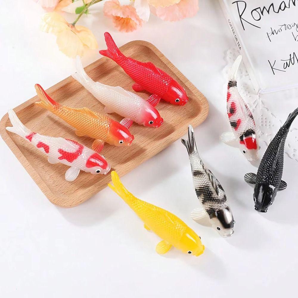 Realistic Texture Koi Fish Figurine Decorative Fish Figurine  Aquarium Decoration