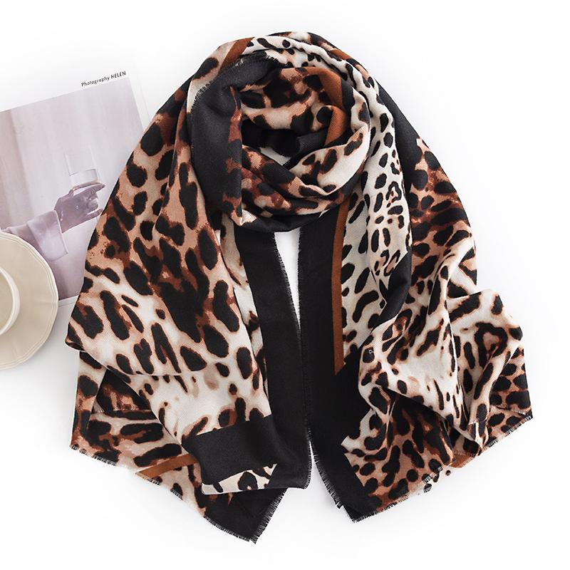 Women Winter Scarf Paisley Print Cashmere Pashmina Shawls Wraps Hijab Shawls and Wraps Female Echarpe Scarves Luxury Brand