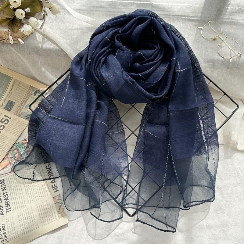 Vår och sommar tunn sidenscarf med exklusiv känsla, damscarf med eleganta vertikala ränder
