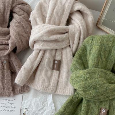 Accessori – Sciarpe e foulard