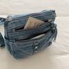 Retro Denim Crossbody Bag Multi Pocket Shoulder Purse with Star Decoration