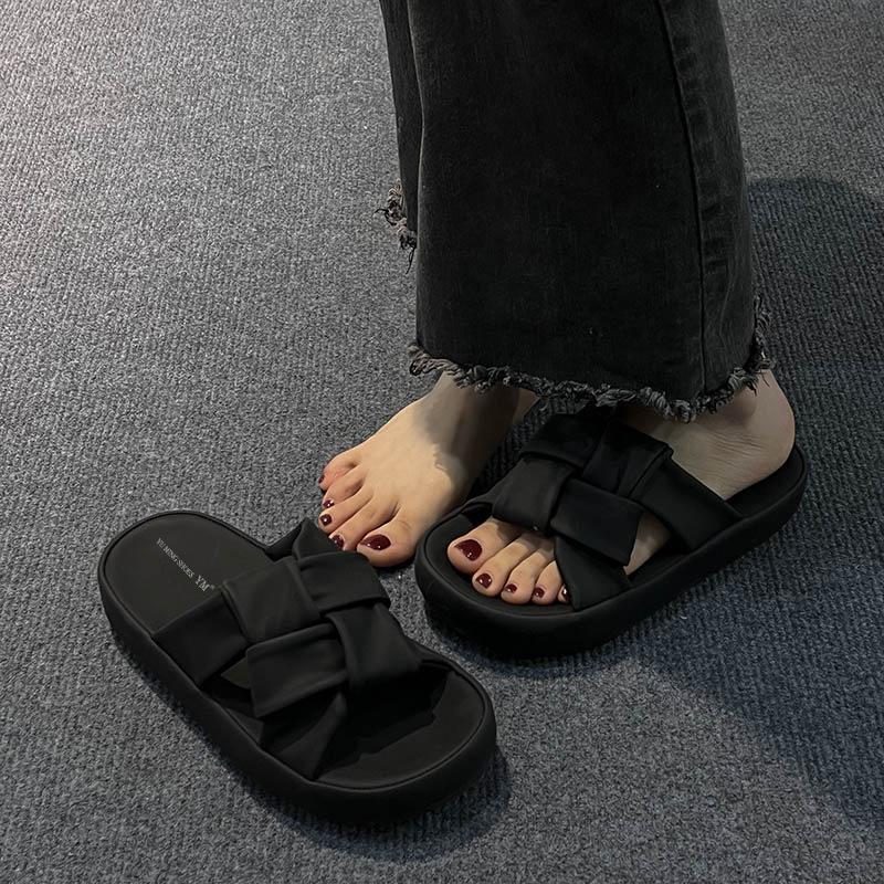 Milk Fufu Original Slippers Women's Summer Outer Wear Thick Soles 2025 New Models with Skirts French High-end Flat-bottomed Beach