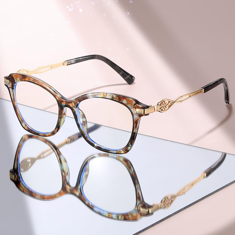 

New Chic Oversized Cat-Eye Glasses: Black Frame with Gold Accents, Anti-Blue Light Lenses for Trendy Work & Study Wear