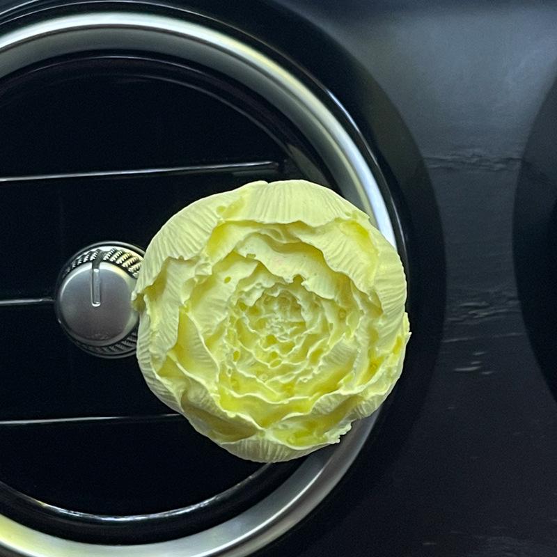 Floral Car Vent Diffuser: Aromatherapy Clip & Interior Decoration