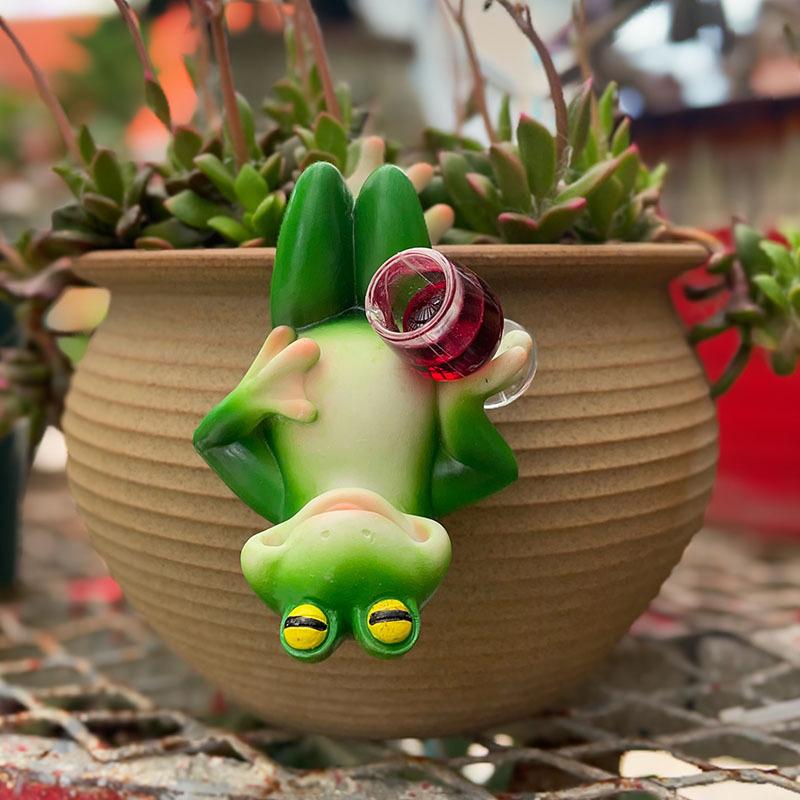 Frog Figurine Plant Hanger Decorations For Pots, Miniature Frog Statue Outdoor Women Gifts Frog Garden Decor Planter Pot Hugger