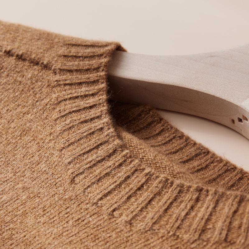 Warm Wool Cashmere Round Neck Sweater - Seamless Solid Color Loose Fit Pullover
