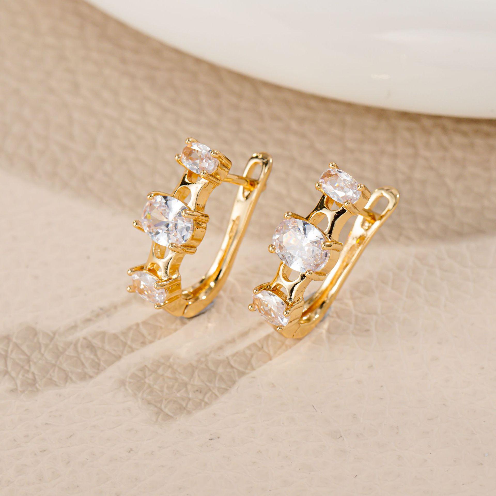High-End Fashionable Diamond Earrings - Elegant, Versatile & Luxurious Women s Jewelry