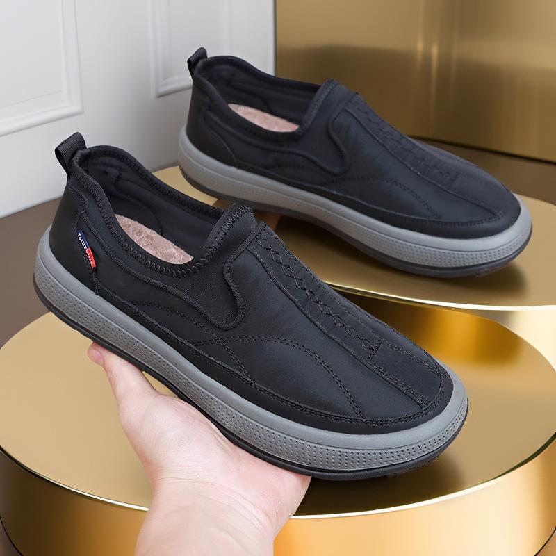 

New old Beijing cloth shoes men s soft sole non-slip breathable soft sole one-pedal casual shoes middle-aged and elderly father shoes 38