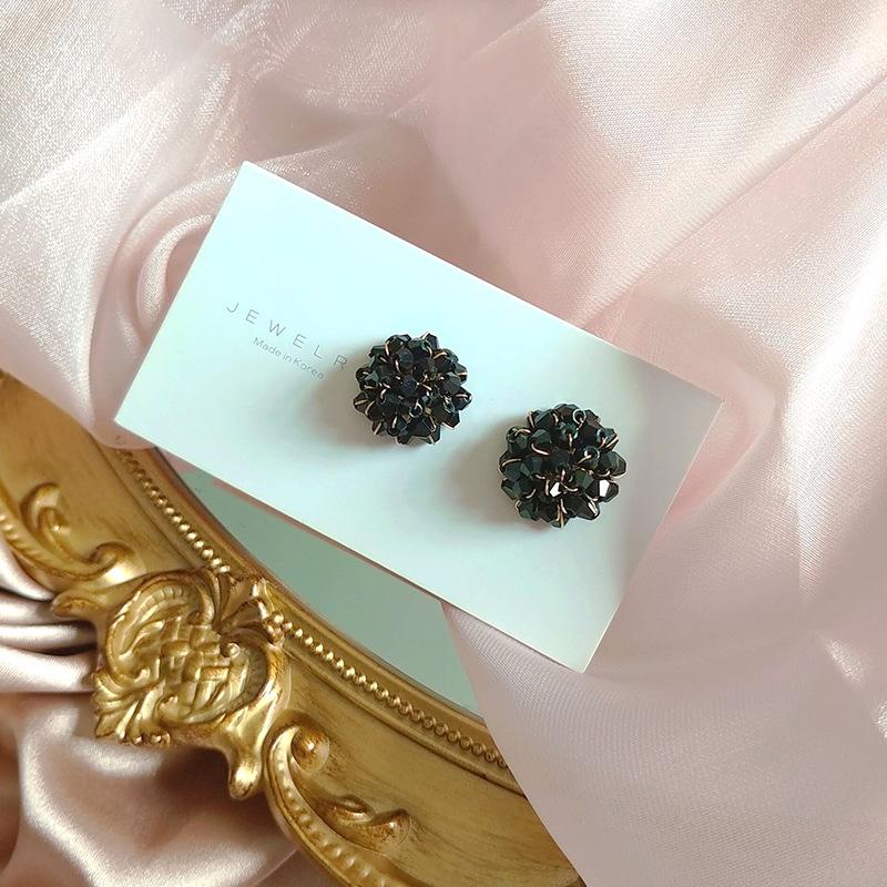 S925 Silver Crystal Flower Stud Earrings - Korean Style Fairy Design for Women's Trendy Temperament.