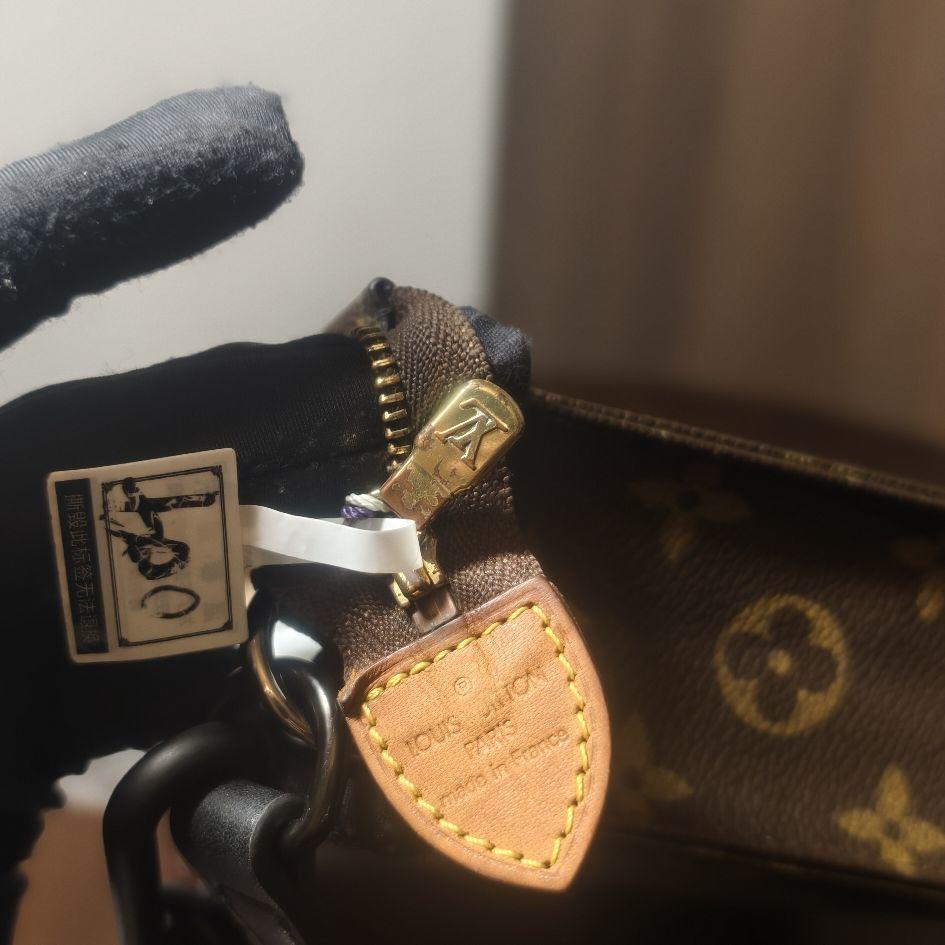 [Pre-Owned] Louis Vuitton Poche Toilette Gm 'Brown Monogram Canvas' - Good #EJCL1V