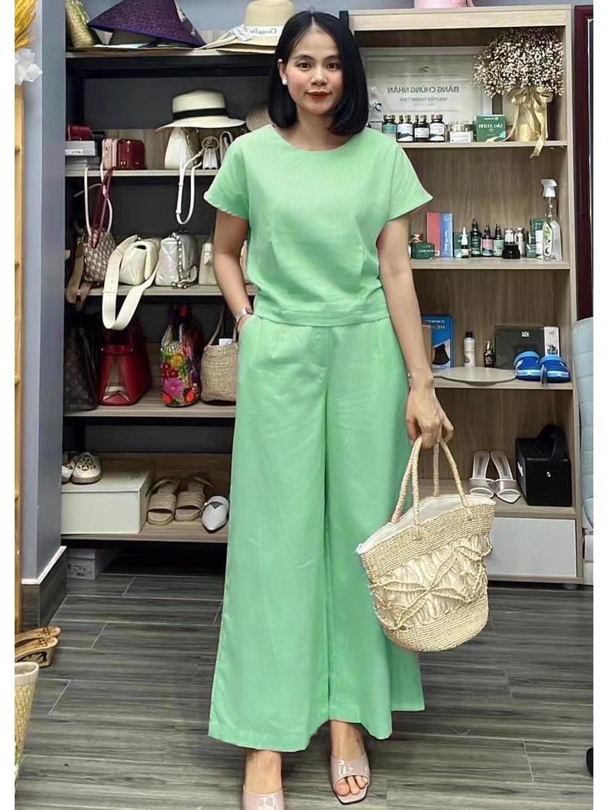 

2023 Международный однотонный костюм-двойка с короткими рукавами - Элегантный женский наряд для поездок на работу XXL светло-зеленый
