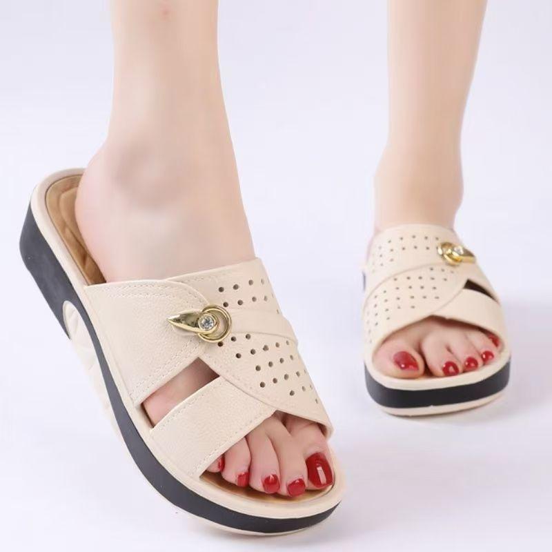 Women's Summer New Open Toe Flat Sole Slippers Thick Sole Non Slip Lightweight Home Slippers Outdoor Waterproof Slippers Sandals