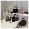 Design Trendy Texture Women's Bag Personality Shoulder Armpit Bag Ladies Hand-held Bag