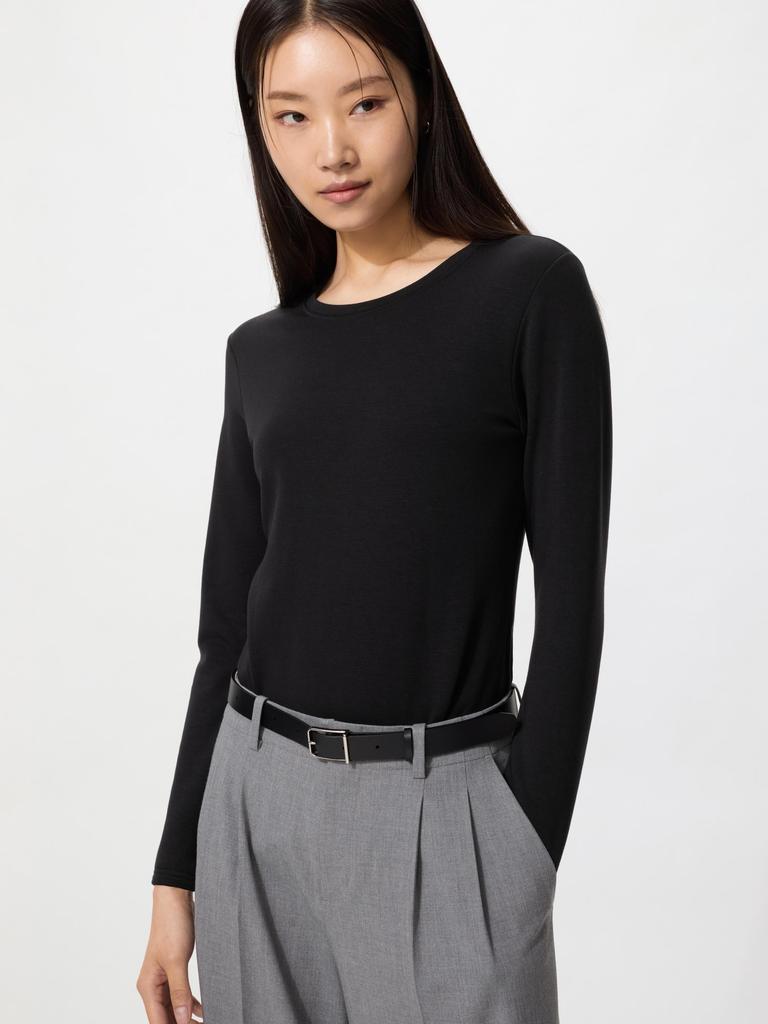 Uniqlo UlTra Warm HeaTTech Crew Neck T Long Sleeve