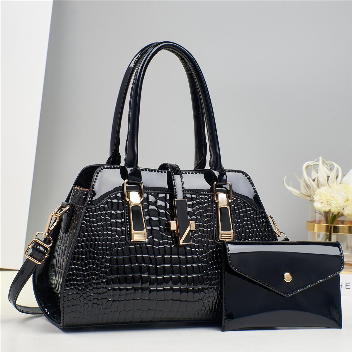 

Bright leather handbag handbag two-piece set mother and child bag crocodile pattern styling shoulder messenger bag women s bag 29*13*21 чёрный