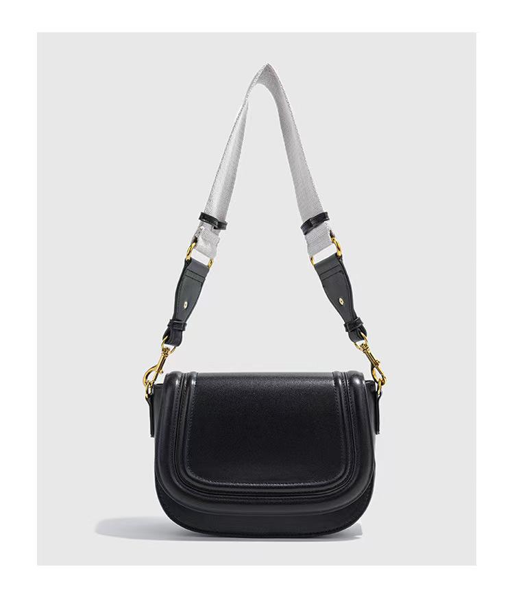 "2024 Women's Versatile Wide-Band Saddle Bag: Fashionable Contrast Canvas Shoulder & Messenger Bag"