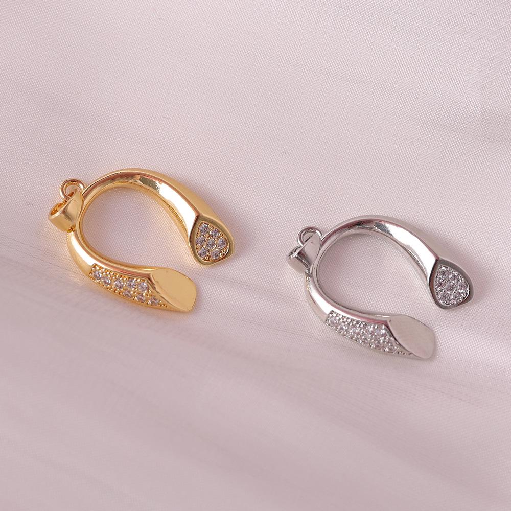 European-American Trendy U-Shaped Zirconia Pendant Horseshoe Necklace